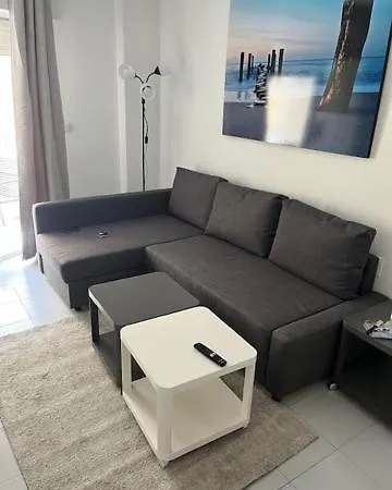 Апартаменты 1 Minute Walking From Playa Del Cura